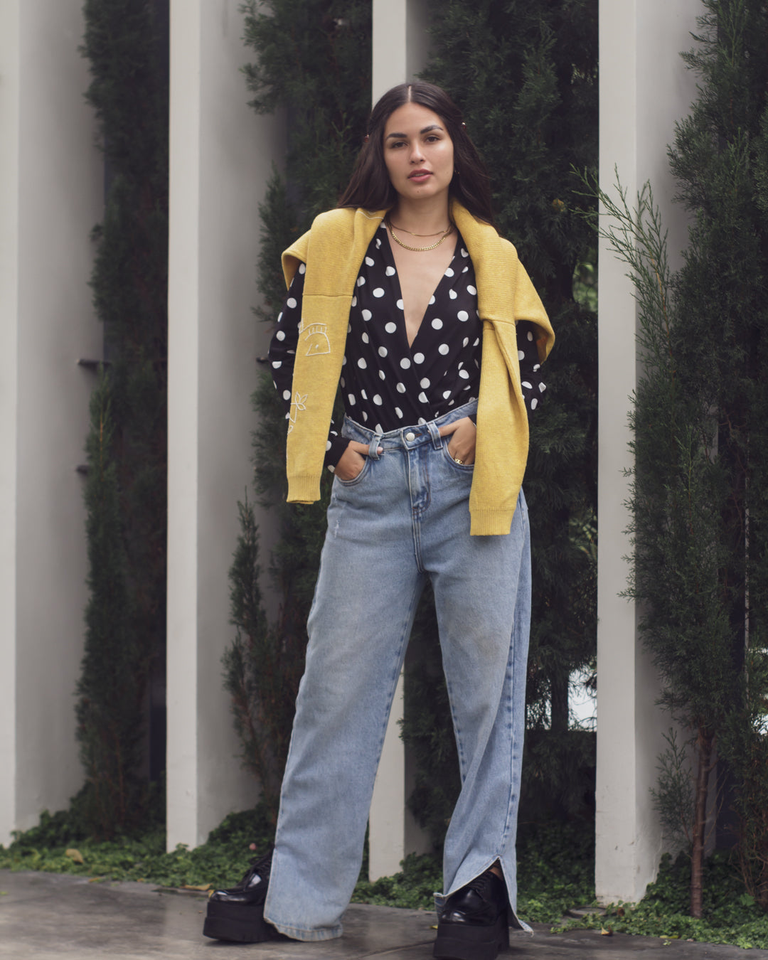 LONG SLEEVE BODY WITH WHITE POLKA DOT PRINT