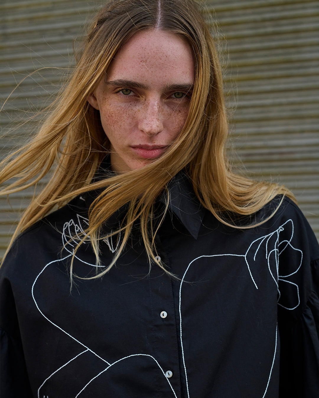 CAMISA HILLAY NEGRO PRE ORDER