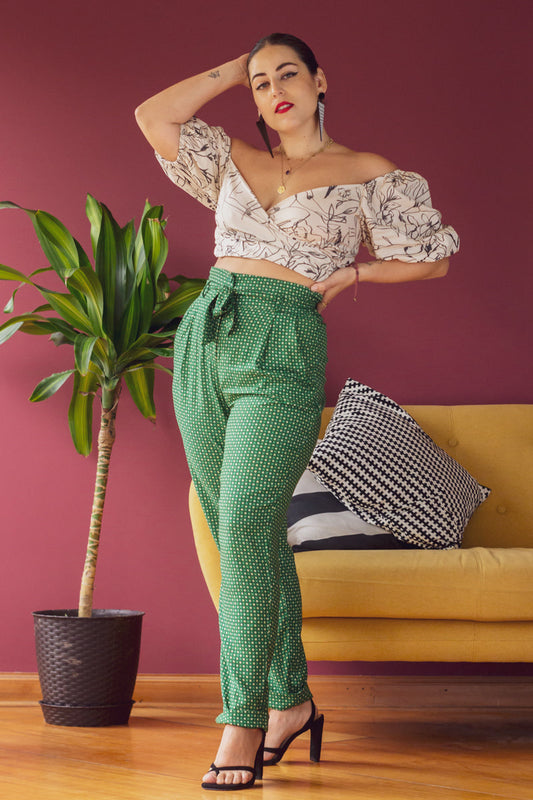 PANTALON RECTO ESTAMPADO AL BORDE